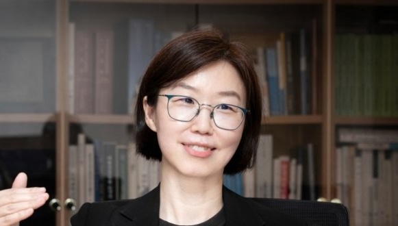 Do-Youn Oh – Professor, Division of Medical Oncology, Department of Internal Medicine, Seoul National University Hospital